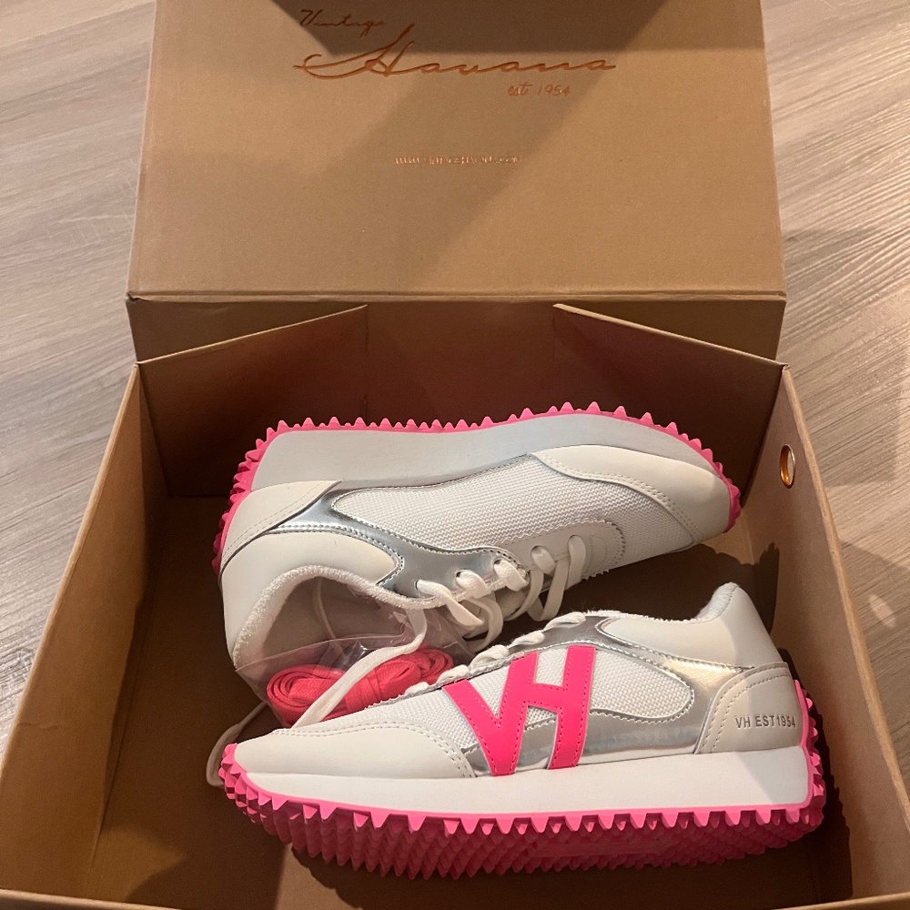 Vintage Havana Sneakers